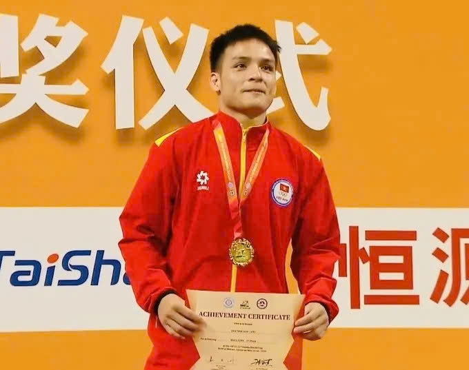 Vietnam clinches three gold medals at Sanda World Cup 2026